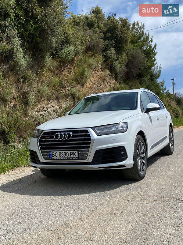 Audi Q7 2016