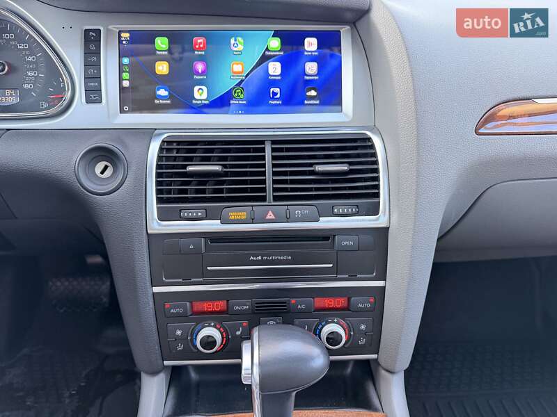 Внедорожник / Кроссовер Audi Q7 2014 в Киеве