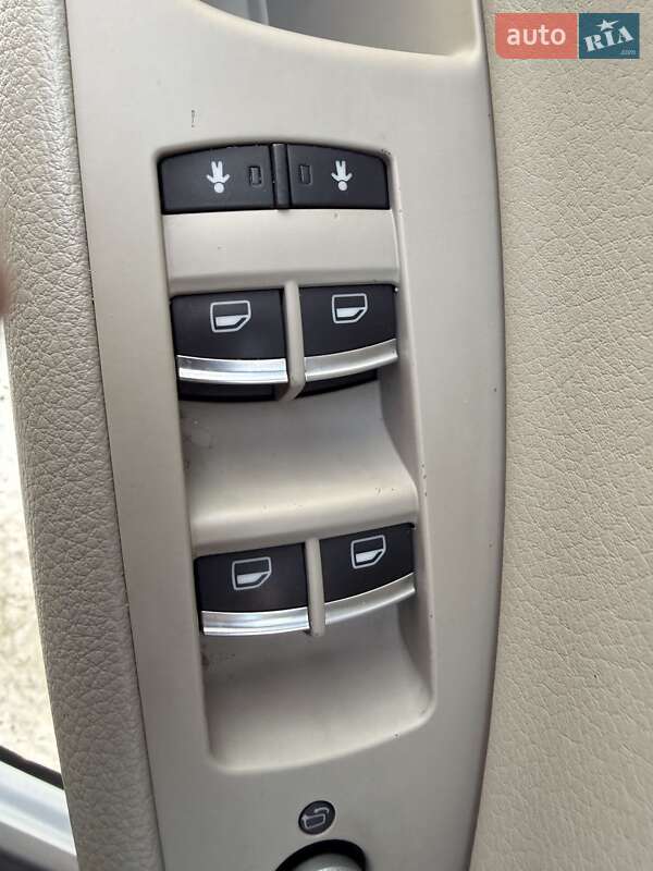 Внедорожник / Кроссовер Audi Q7 2014 в Киеве