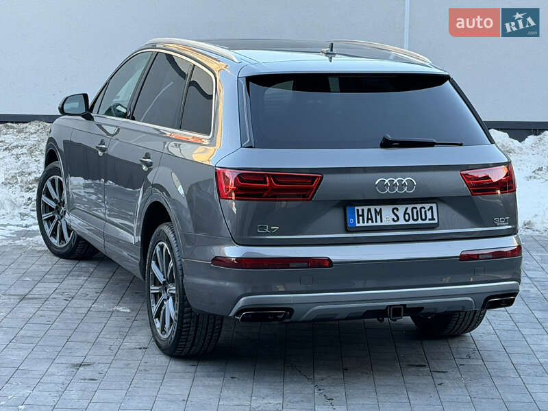 Внедорожник / Кроссовер Audi Q7 2015 в Ровно