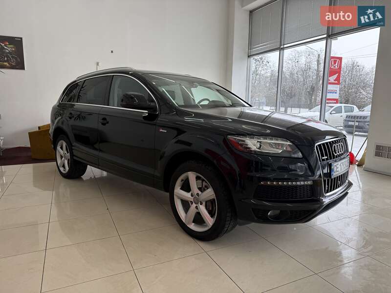 Внедорожник / Кроссовер Audi Q7 2013 в Черновцах