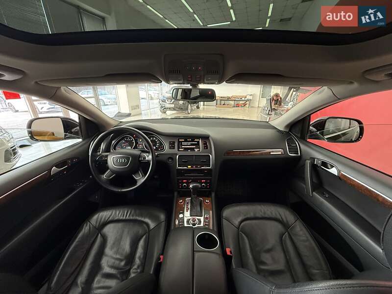 Внедорожник / Кроссовер Audi Q7 2013 в Черновцах