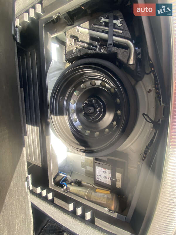 Позашляховик / Кросовер Audi Q7 2015 в Мукачевому