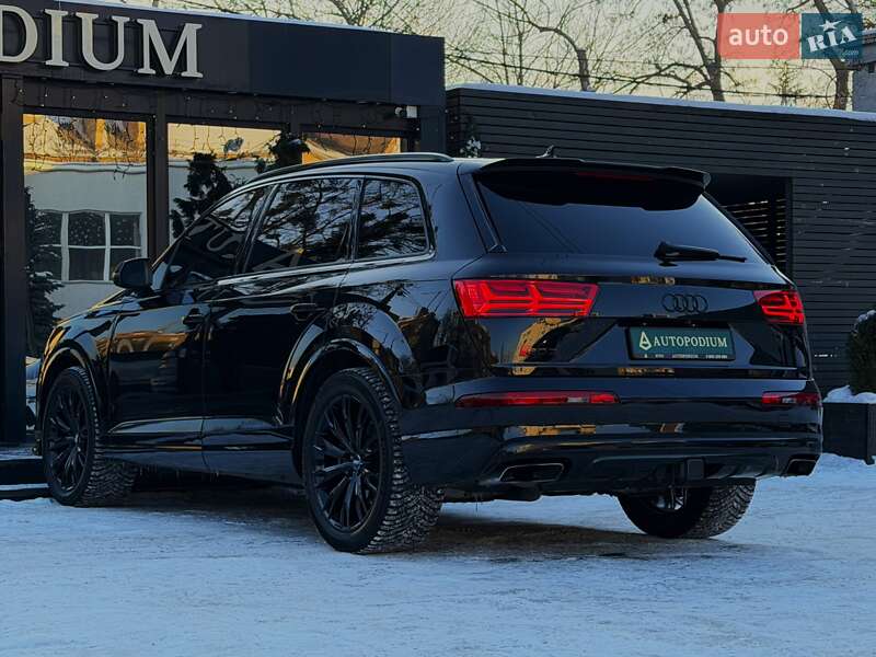 Внедорожник / Кроссовер Audi Q7 2018 в Киеве