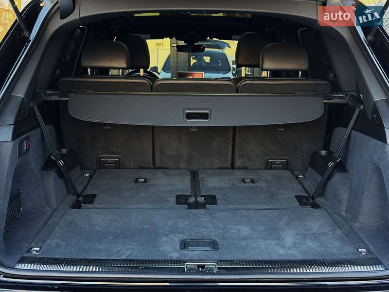 Внедорожник / Кроссовер Audi Q7 2018 в Киеве