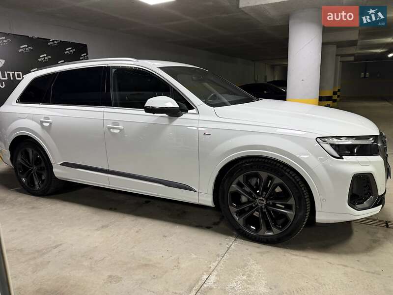 Позашляховик / Кросовер Audi Q7 2025 в Києві