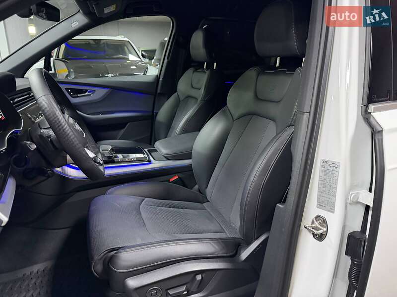 Позашляховик / Кросовер Audi Q7 2025 в Києві