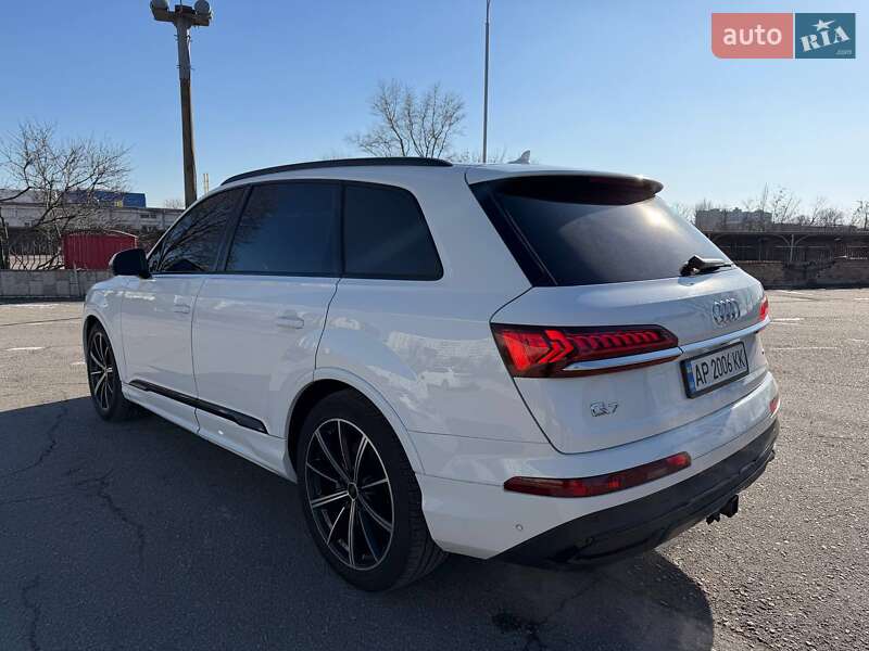 Внедорожник / Кроссовер Audi Q7 2020 в Запорожье