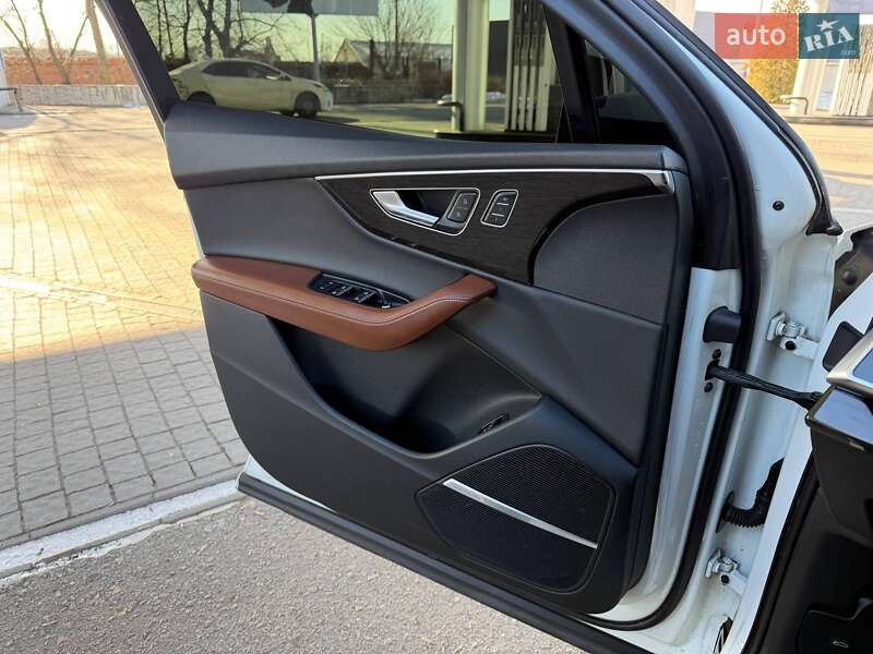 Внедорожник / Кроссовер Audi Q7 2020 в Запорожье