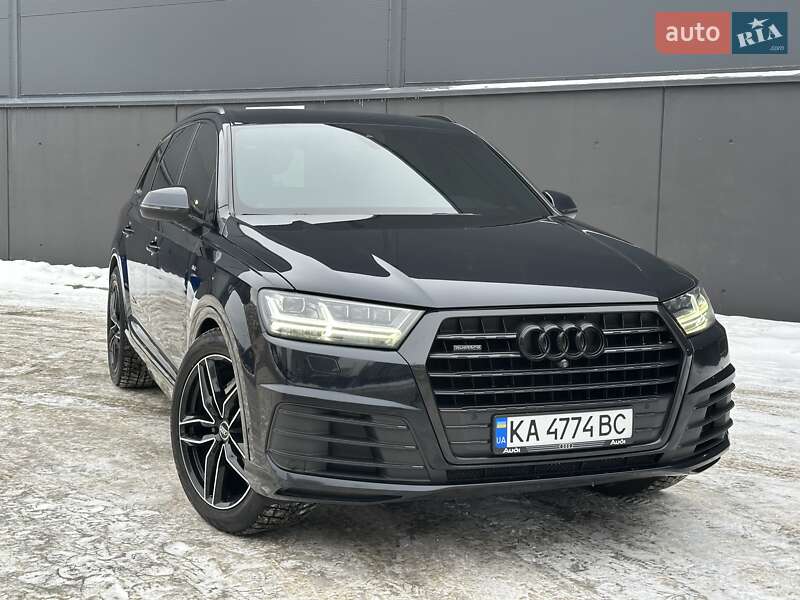 Внедорожник / Кроссовер Audi Q7 2017 в Киеве