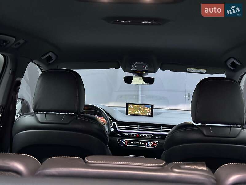 Внедорожник / Кроссовер Audi Q7 2017 в Киеве