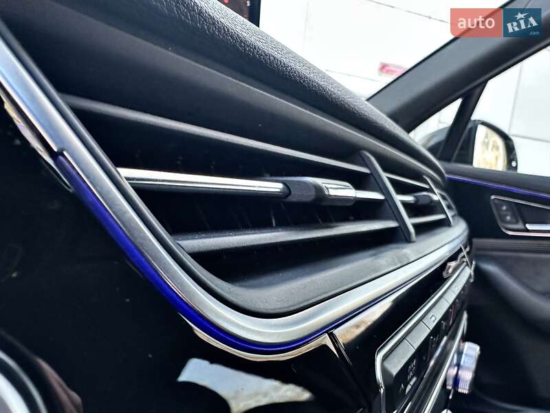 Внедорожник / Кроссовер Audi Q7 2017 в Киеве