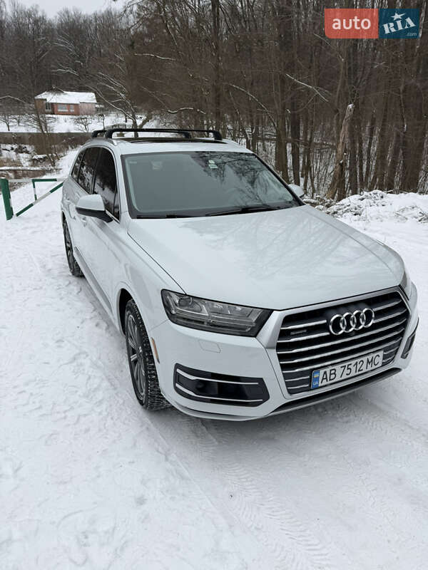 Внедорожник / Кроссовер Audi Q7 2016 в Виннице