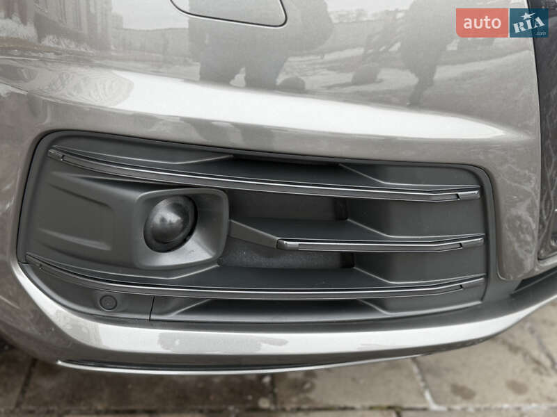 Внедорожник / Кроссовер Audi Q7 2016 в Киеве