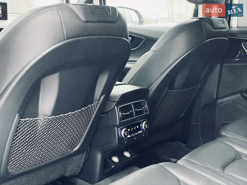 Внедорожник / Кроссовер Audi Q7 2016 в Львове