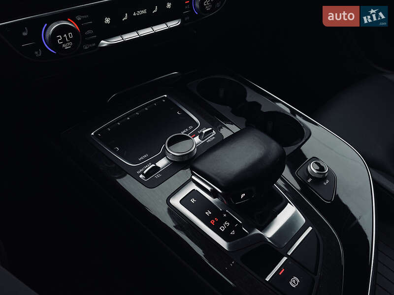 Внедорожник / Кроссовер Audi Q7 2016 в Львове