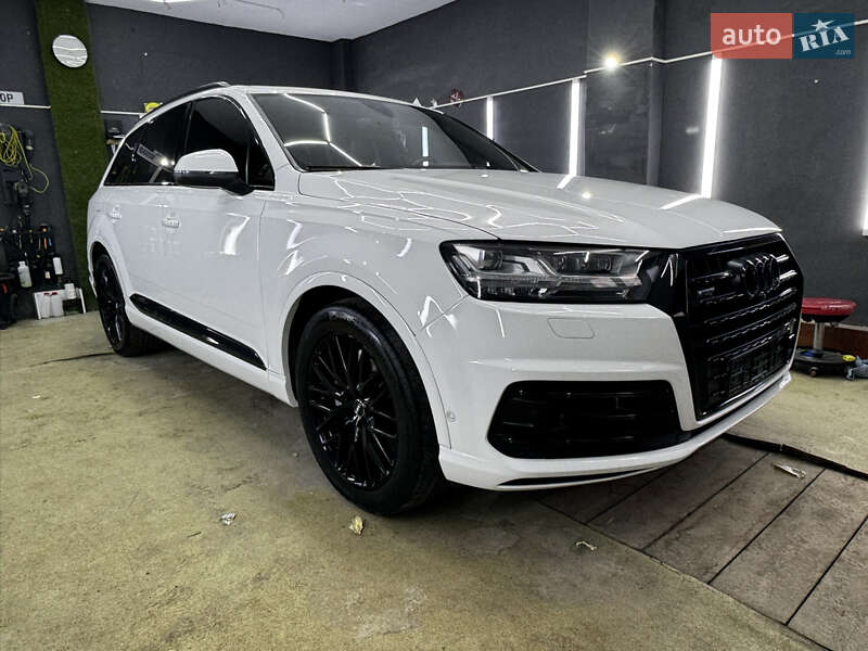 Внедорожник / Кроссовер Audi Q7 2019 в Львове