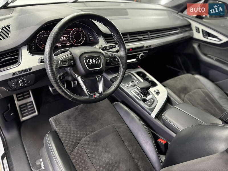 Внедорожник / Кроссовер Audi Q7 2019 в Львове