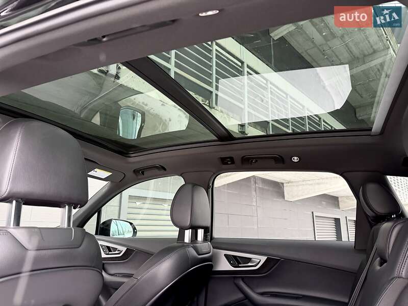 Позашляховик / Кросовер Audi Q7 2018 в Києві фото 39 Позашляховик / Кросовер Audi Q7 2018 в Києві