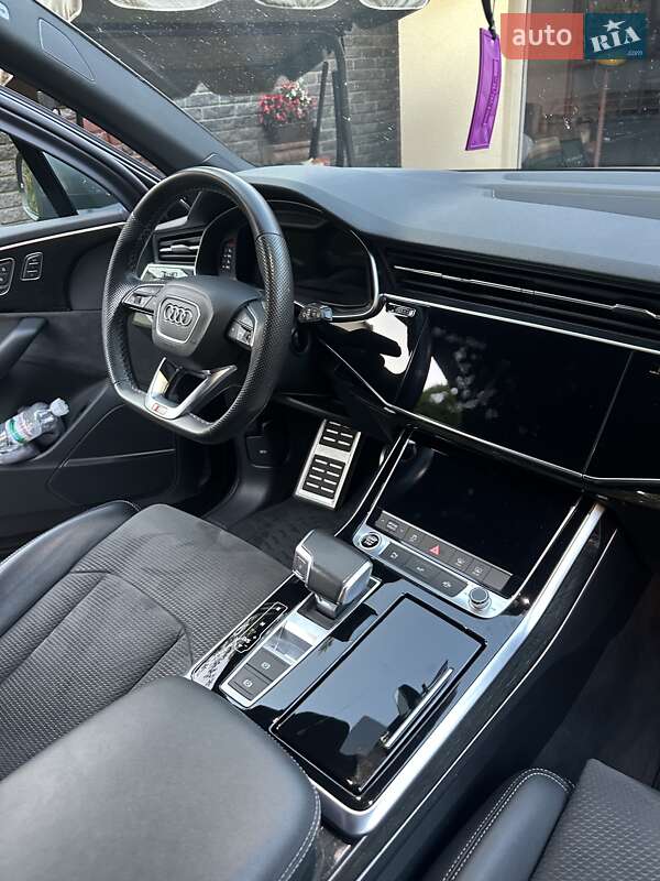 Позашляховик / Кросовер Audi Q7 2021 в Ужгороді фото 12 Позашляховик / Кросовер Audi Q7 2021 в Ужгороді