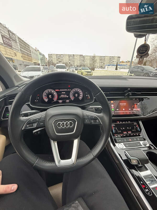 Внедорожник / Кроссовер Audi Q7 2019 в Сумах