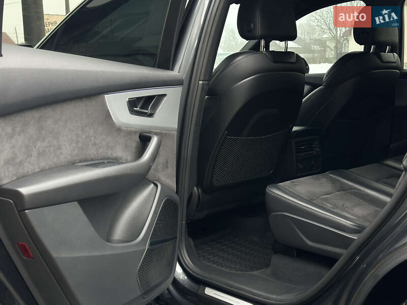 Внедорожник / Кроссовер Audi Q7 2021 в Ивано-Франковске
