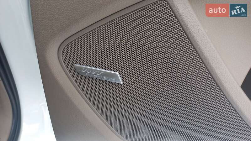 Позашляховик / Кросовер Audi Q7 2014 в Рівному