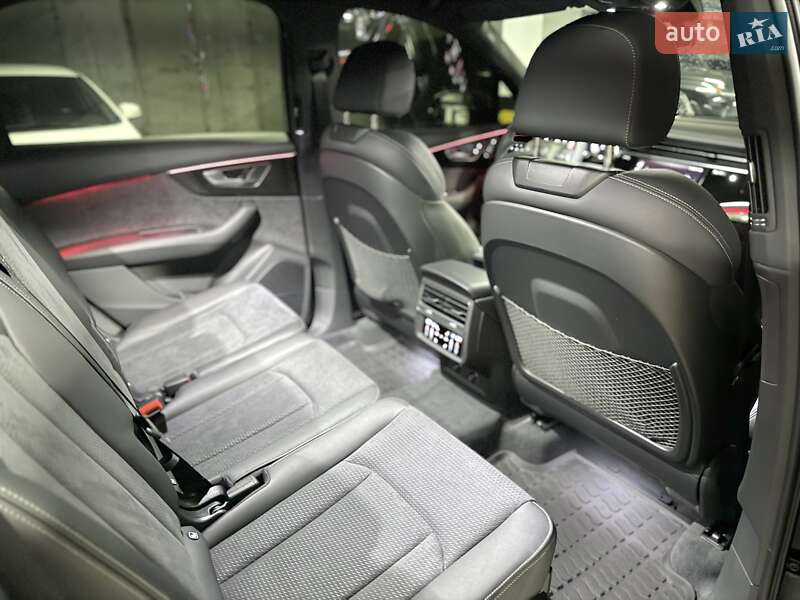 Внедорожник / Кроссовер Audi Q7 2025 в Днепре