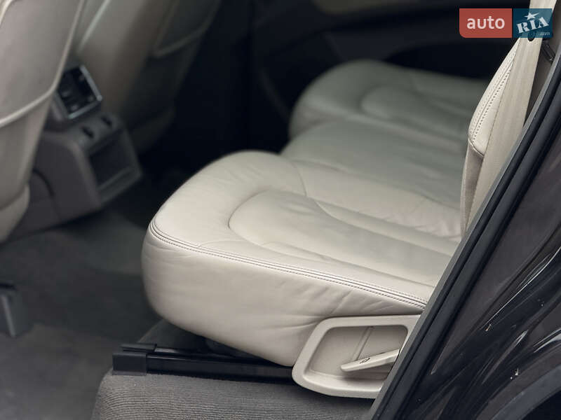 Внедорожник / Кроссовер Audi Q7 2009 в Тернополе