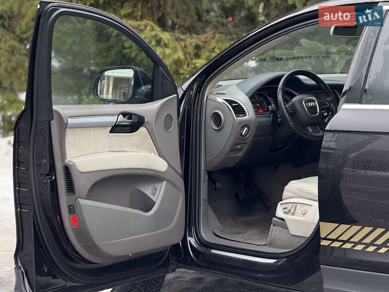 Внедорожник / Кроссовер Audi Q7 2009 в Тернополе