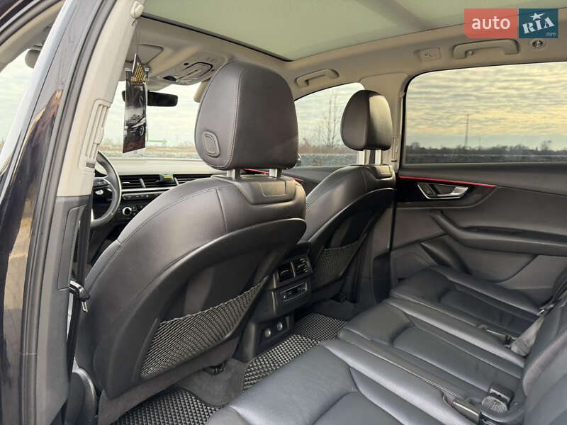Внедорожник / Кроссовер Audi Q7 2019 в Мукачево