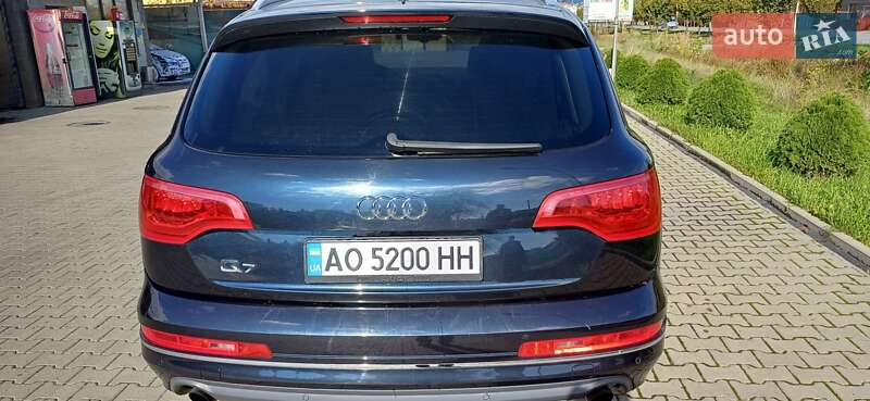 Внедорожник / Кроссовер Audi Q7 2012 в Иршаве