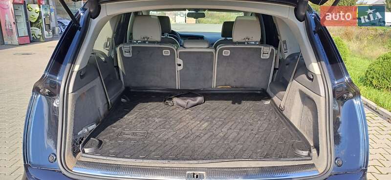 Внедорожник / Кроссовер Audi Q7 2012 в Иршаве