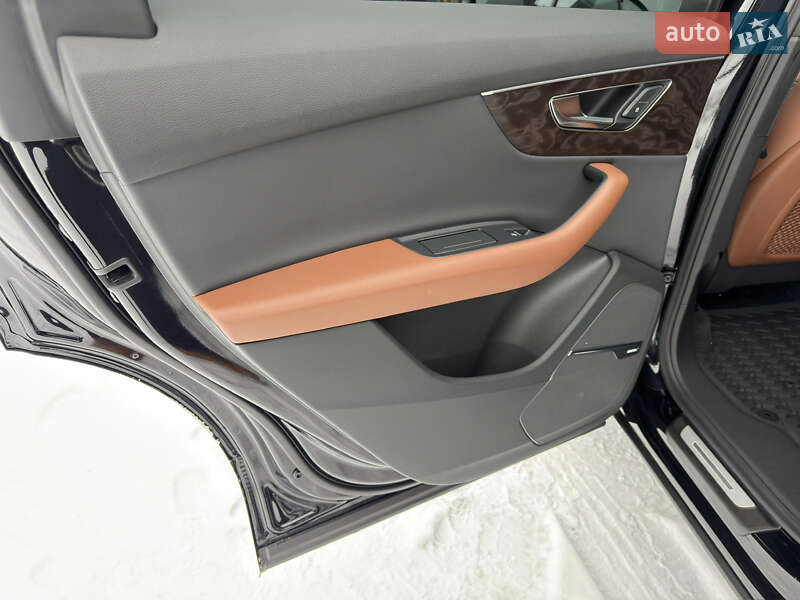 Позашляховик / Кросовер Audi Q7 2020 в Івано-Франківську