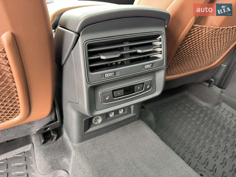 Позашляховик / Кросовер Audi Q7 2020 в Івано-Франківську