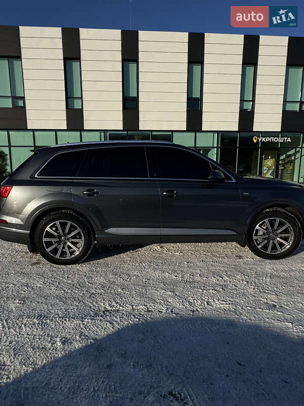Позашляховик / Кросовер Audi Q7 2017 в Хмельницькому фото 16 Позашляховик / Кросовер Audi Q7 2017 в Хмельницькому