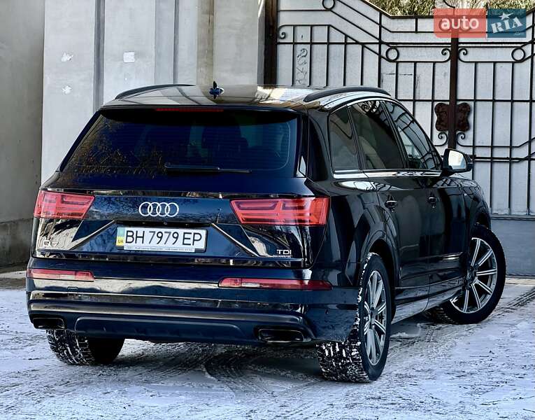 Позашляховик / Кросовер Audi Q7 2018 в Одесі