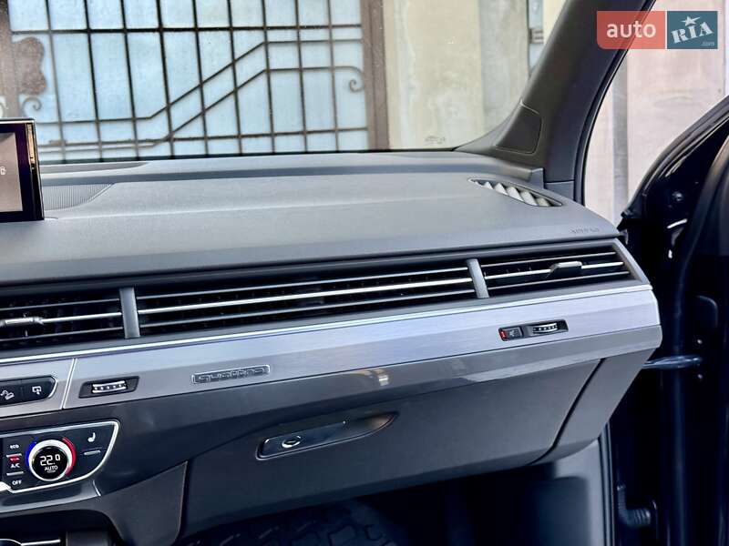 Позашляховик / Кросовер Audi Q7 2018 в Одесі