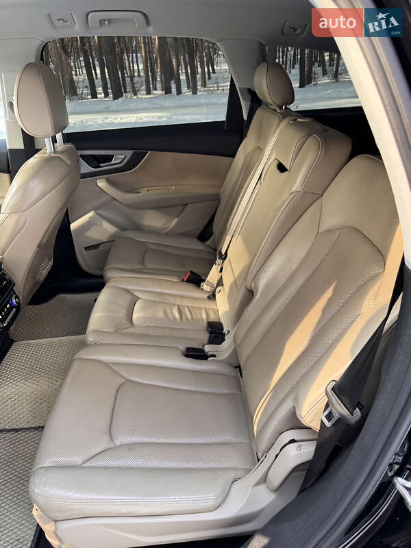 Позашляховик / Кросовер Audi Q7 2017 в Черкасах фото 12 Позашляховик / Кросовер Audi Q7 2017 в Черкасах