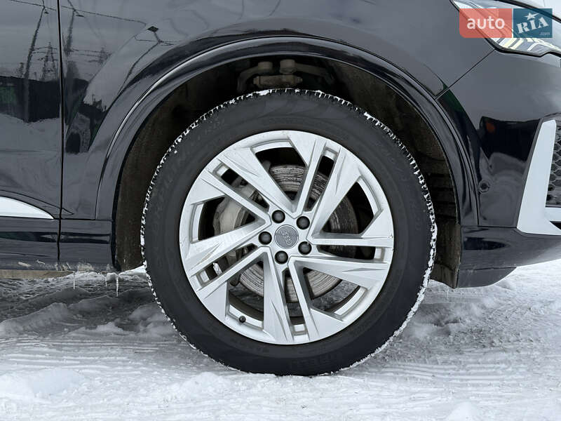Позашляховик / Кросовер Audi Q7 2019 в Львові фото 15 Позашляховик / Кросовер Audi Q7 2019 в Львові