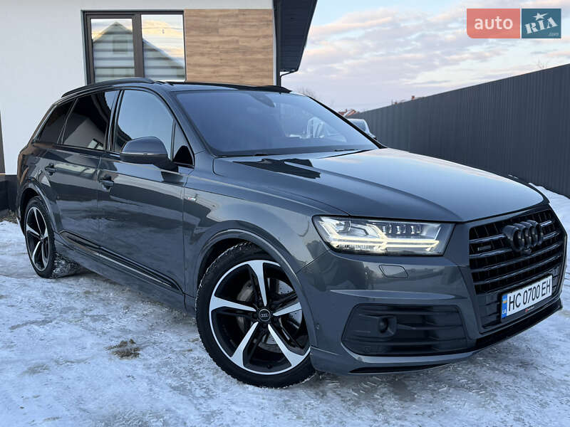 Внедорожник / Кроссовер Audi Q7 2016 в Стрые