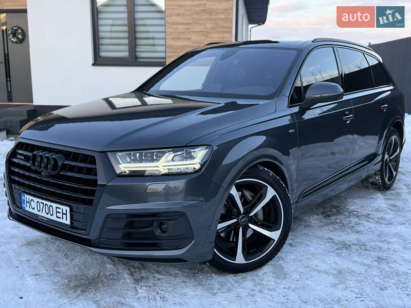 Внедорожник / Кроссовер Audi Q7 2016 в Стрые