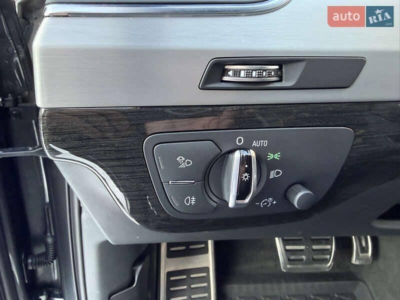 Внедорожник / Кроссовер Audi Q7 2016 в Стрые