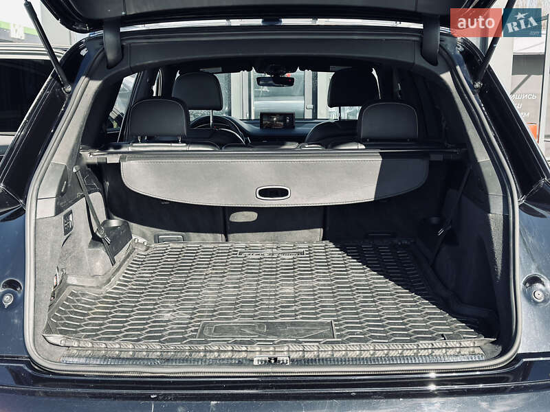 Внедорожник / Кроссовер Audi Q7 2016 в Кременчуге