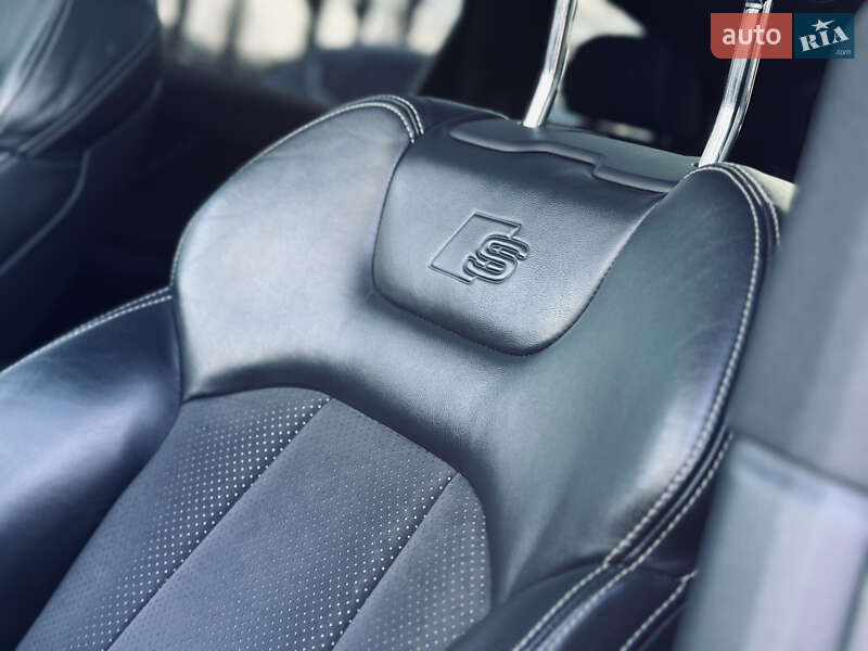 Внедорожник / Кроссовер Audi Q7 2016 в Кременчуге