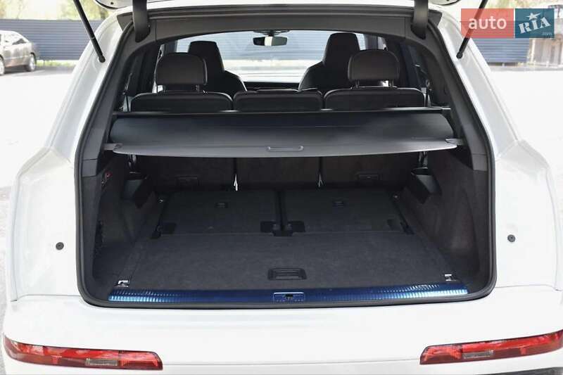 Позашляховик / Кросовер Audi Q7 2022 в Одесі