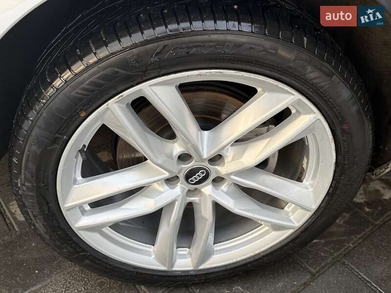 Внедорожник / Кроссовер Audi Q7 2016 в Дрогобыче