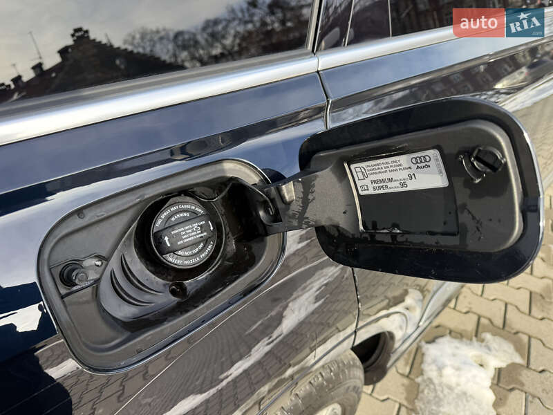 Позашляховик / Кросовер Audi Q7 2017 в Львові