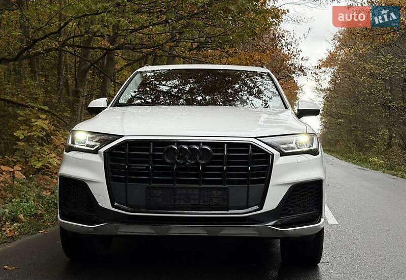 Позашляховик / Кросовер Audi Q7 2021 в Києві