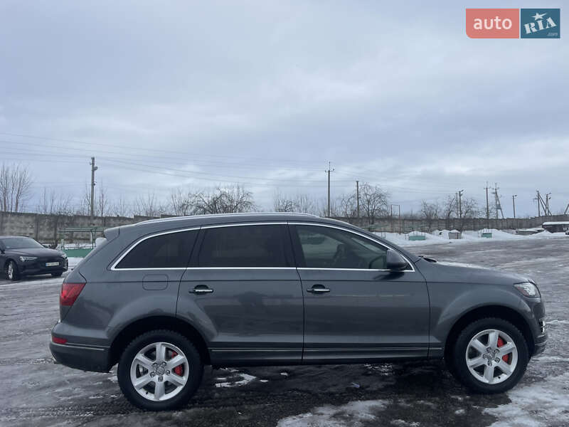 Внедорожник / Кроссовер Audi Q7 2015 в Ровно
